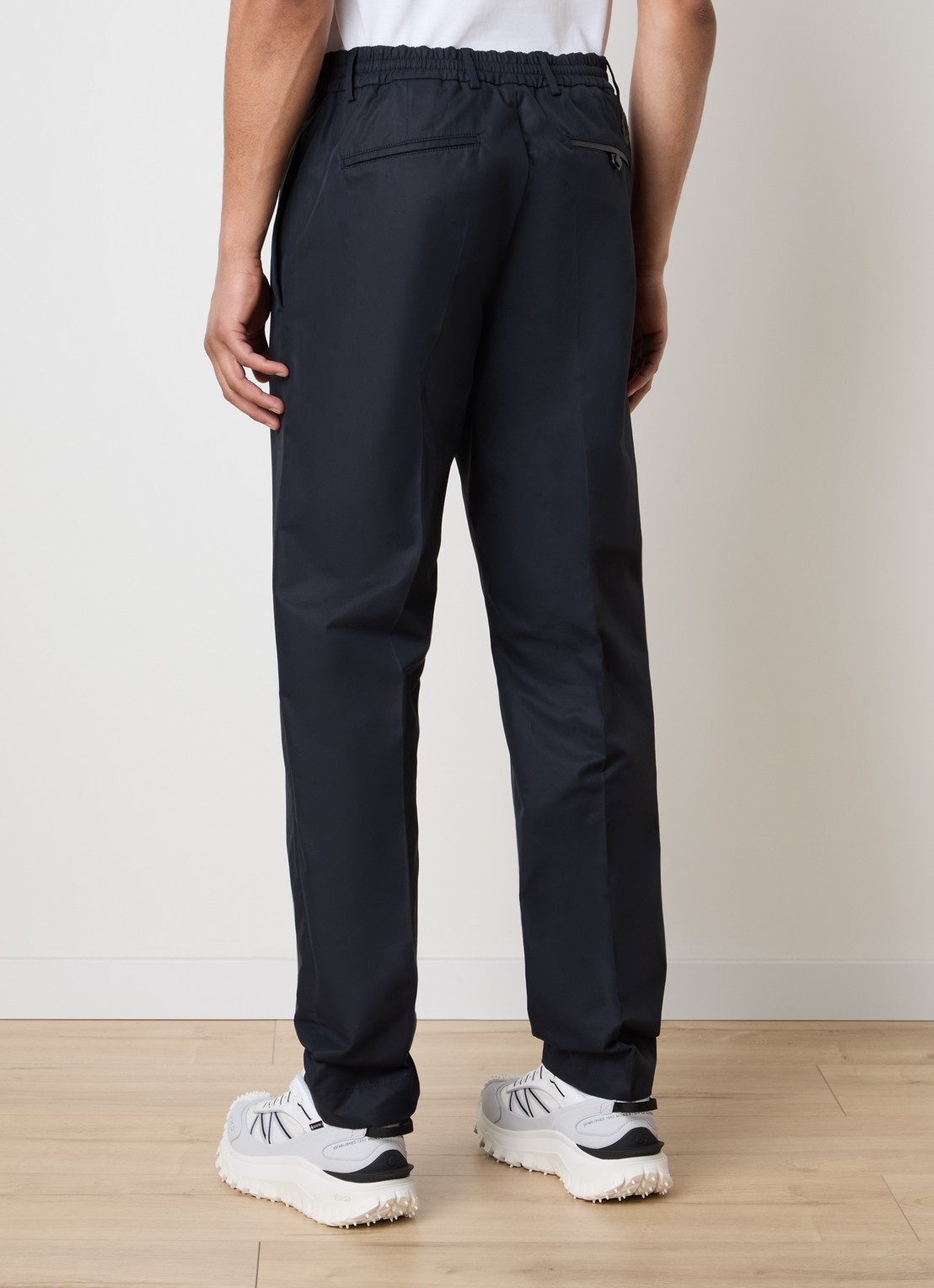 Moncler Straight fit chino met steekzakken - achterkant 6 donkerblauw