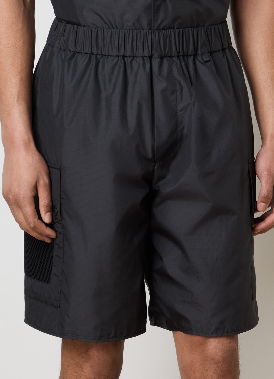 Moncler Straight fit korte broek met steekzakken - detail 2 zwart