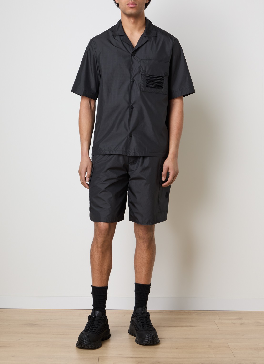 Moncler Straight fit korte broek met steekzakken - voorkant 5 zwart
