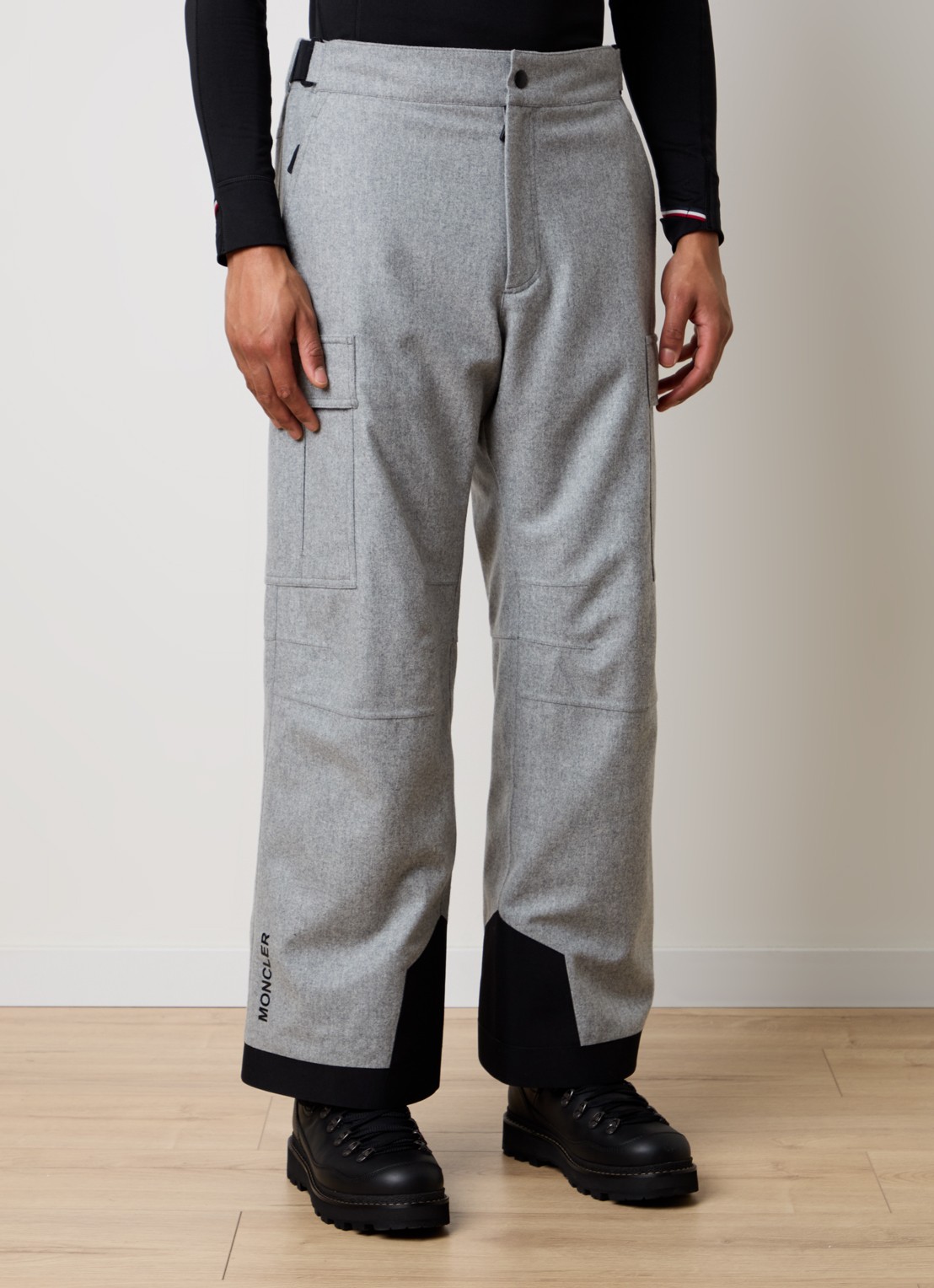 Moncler Straight fit ski-broek van scheerwol met klepzakken - detail 4 grijsmele