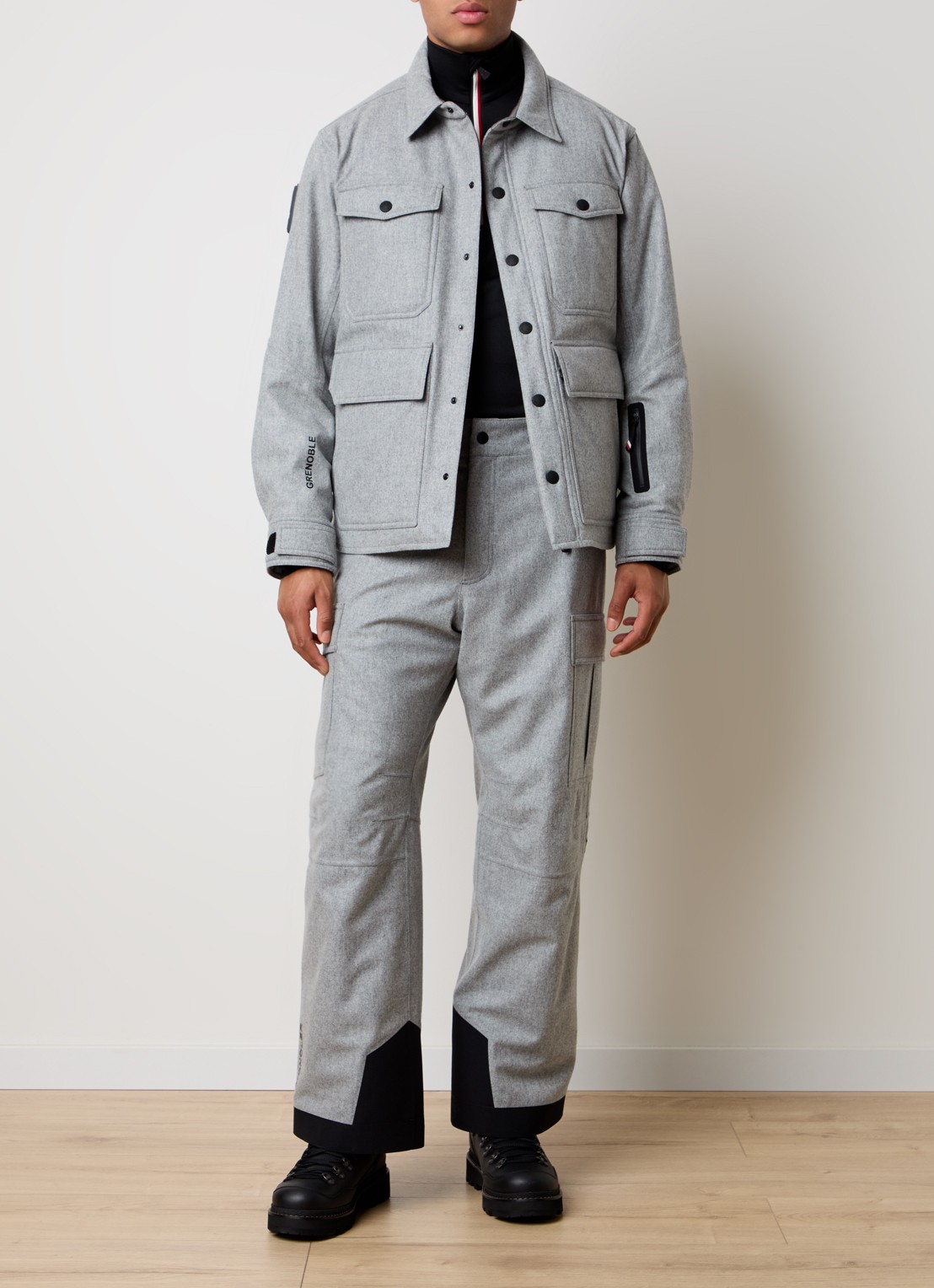 Moncler Straight fit ski-broek van scheerwol met klepzakken - voorkant 3 grijsmele