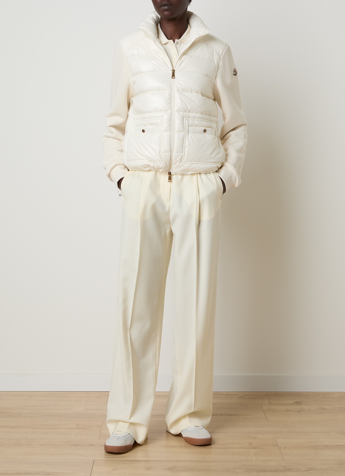Moncler Sweatvest met gewatteerd voorpand  - voorkant 2 gebroken wit