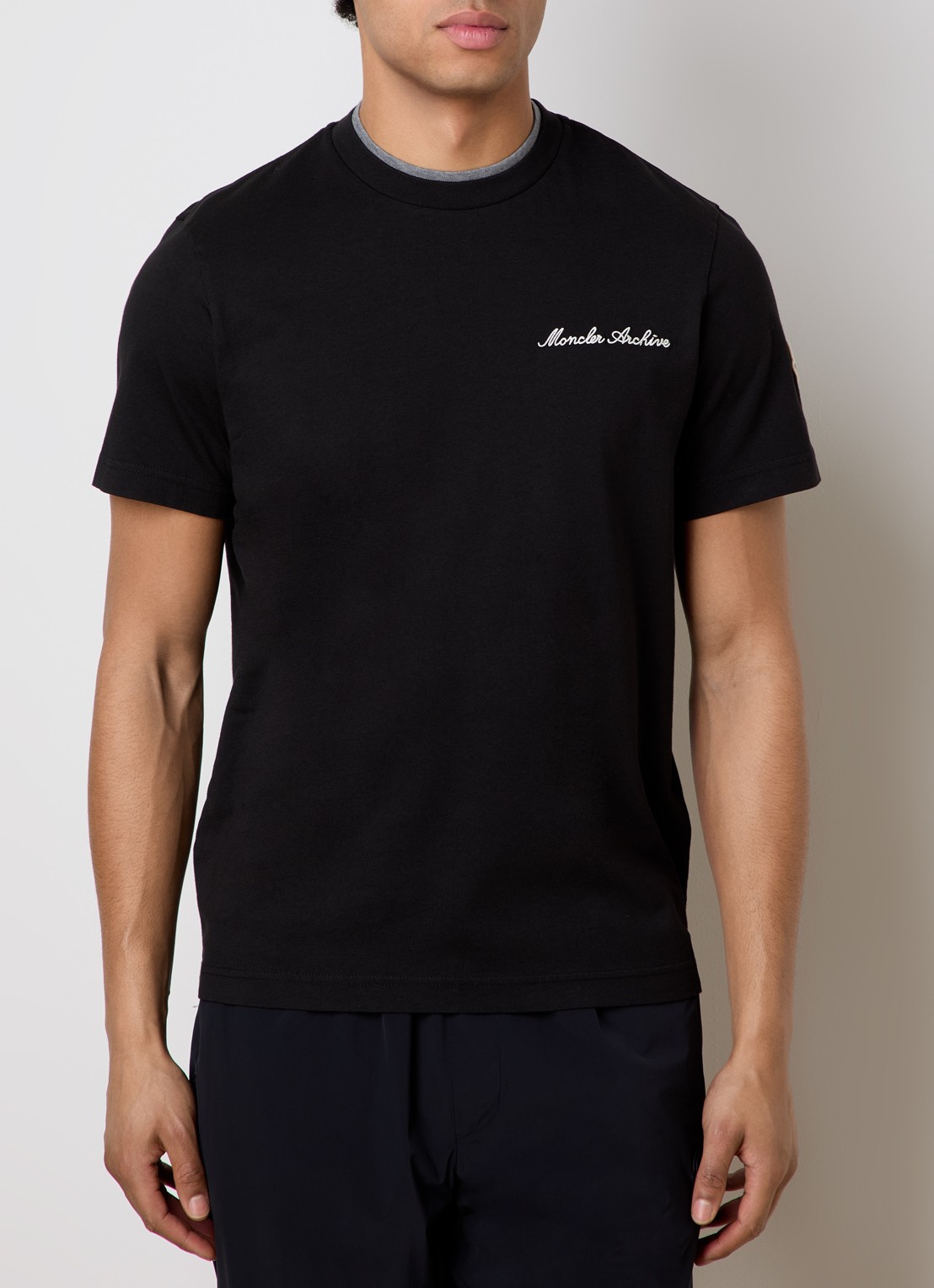 Moncler T-shirt met logoborduring - detail 4 zwart
