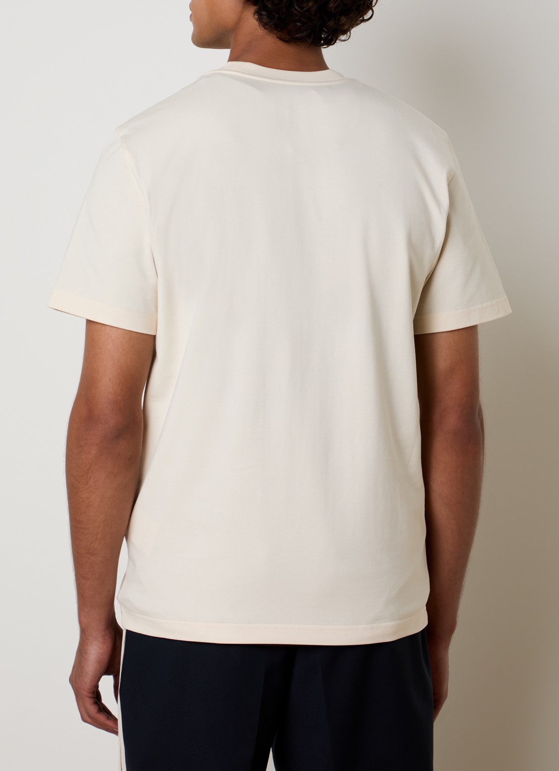 Moncler T-shirt met logoborduring - achterkant creme