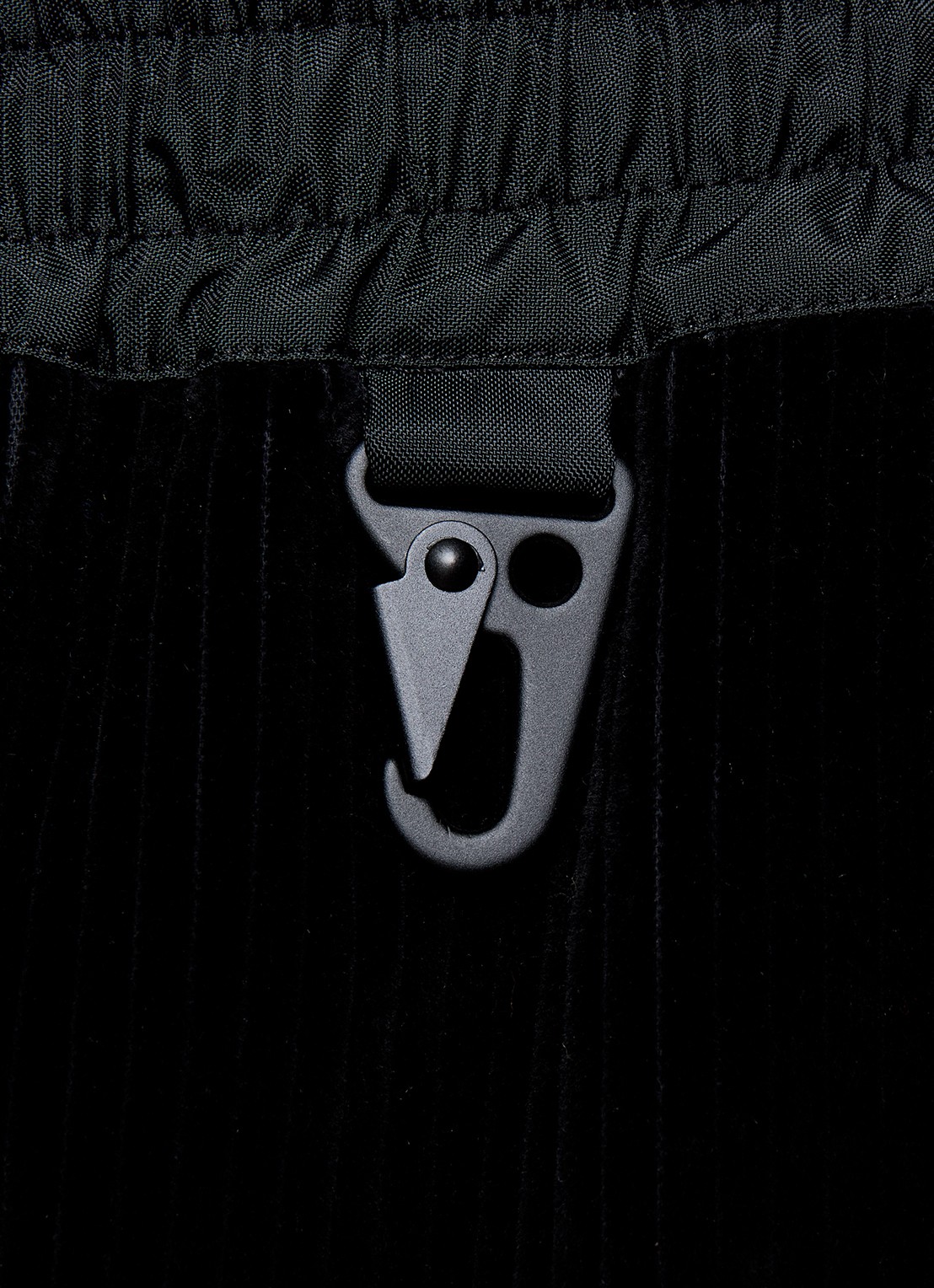 Moncler Tapered fit cargobroek met logoborduring  - detail 6 zwart