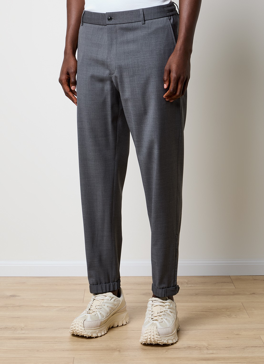 Moncler Tapered fit pantalon van wol - detail 4 grijs