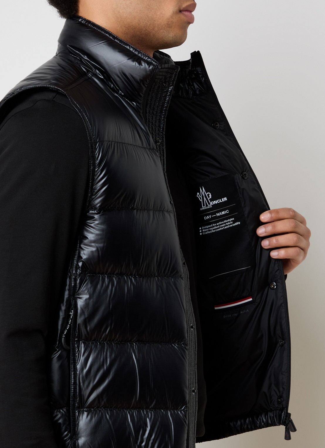 Moncler Uychi gewatteerd bomberjack met donsvulling - detail 2 zwart