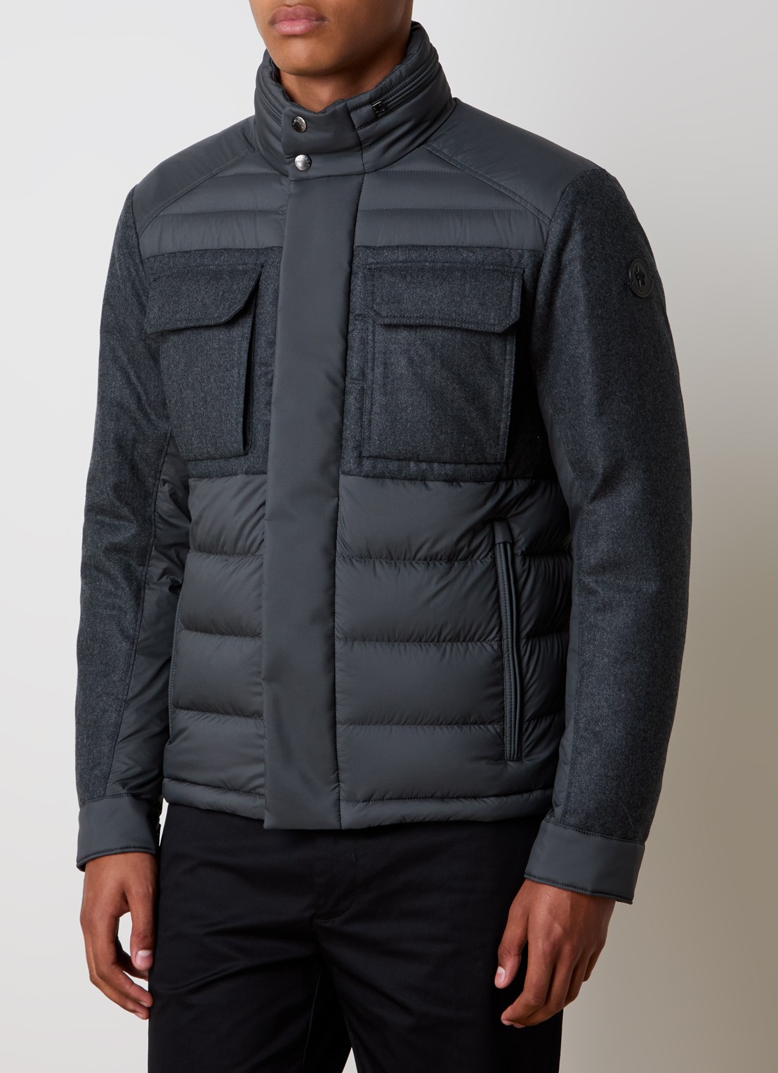 Moncler Vallanta gewatteerde jas met opbergbare capuchon - detail 4 grijs