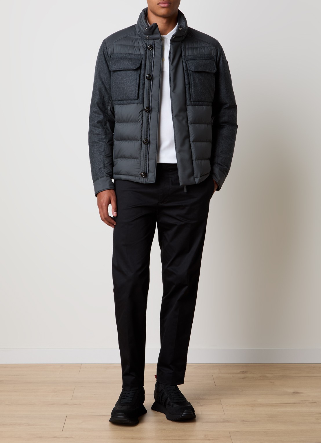 Moncler Vallanta gewatteerde jas met opbergbare capuchon - voorkant 2 grijs