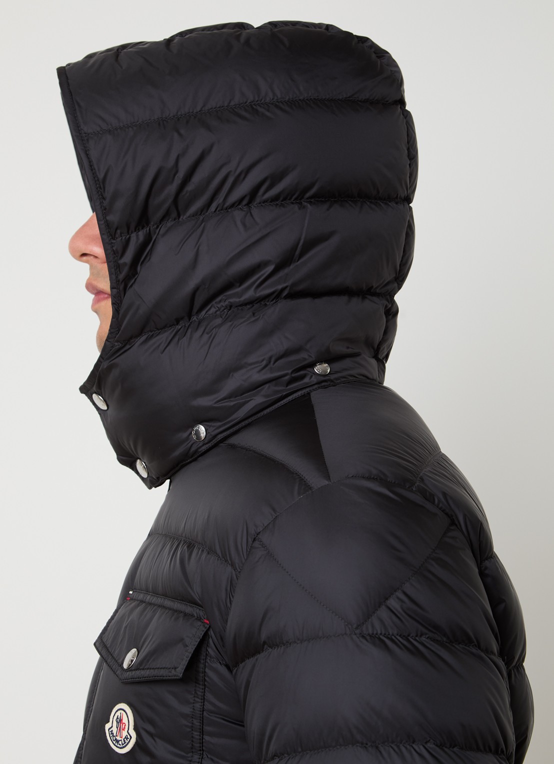 Moncler Verith pufferjack met donsvulling en afneembare capuchon - detail 2 zwart