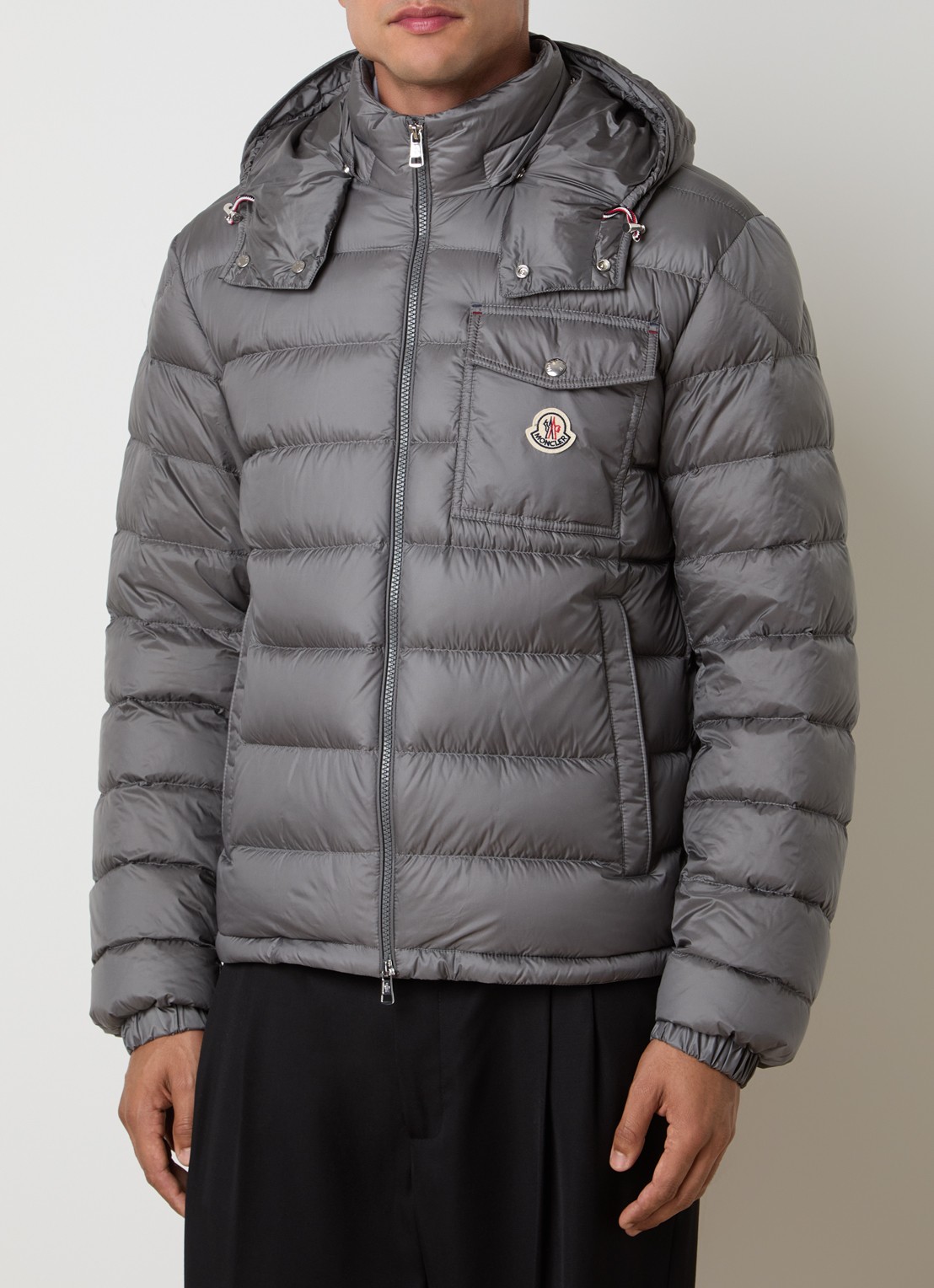 Moncler Verith pufferjack met donsvulling en afneembare capuchon - detail 2 grijs