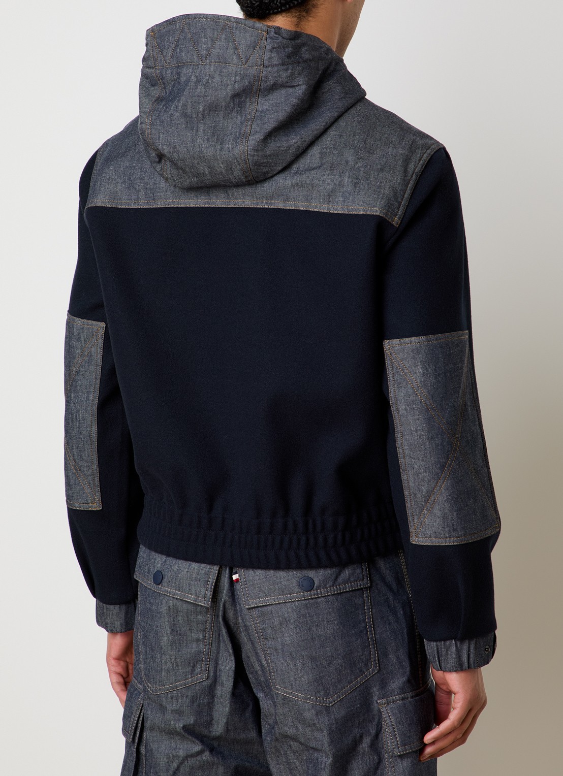 Moncler Vest van fleece met capuchon en details van denim - achterkant donkerblauw