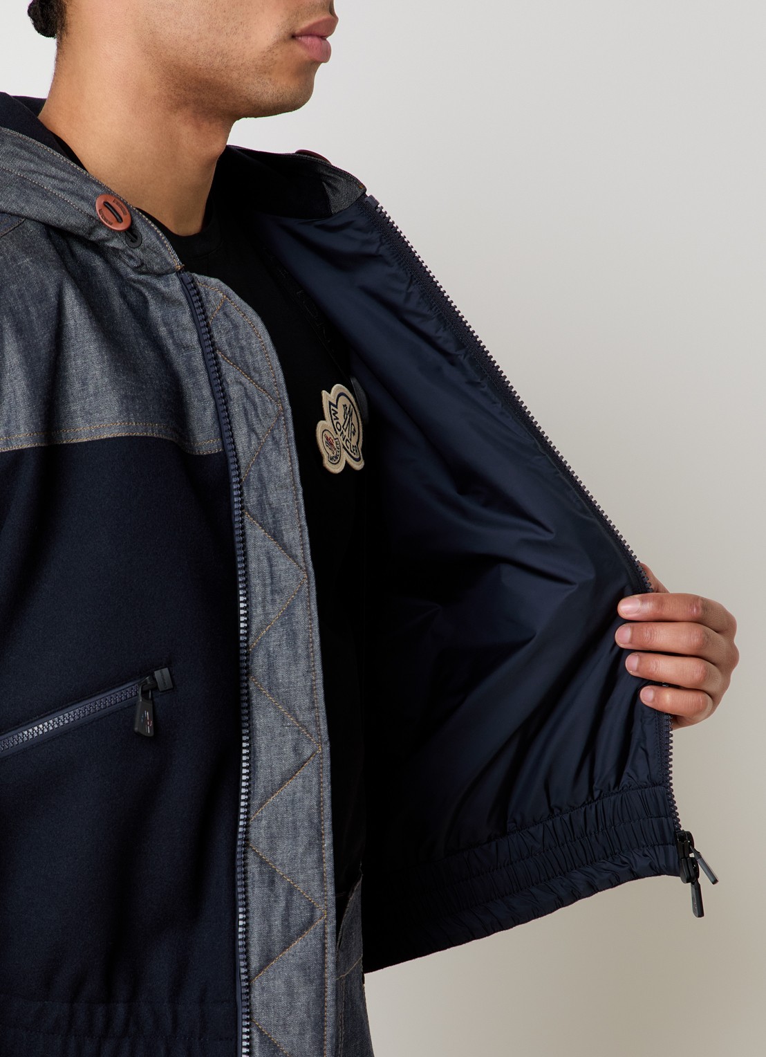 Moncler Vest van fleece met capuchon en details van denim - detail 5 donkerblauw