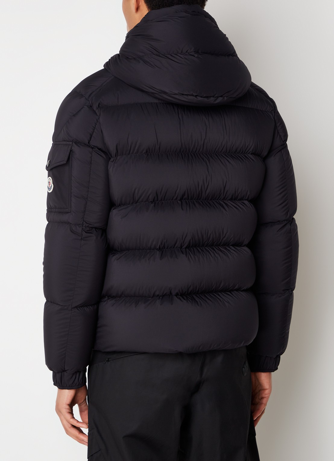 Moncler Vezere puffer jack met donsvulling en afneembare capuchon - achterkant 3 zwart