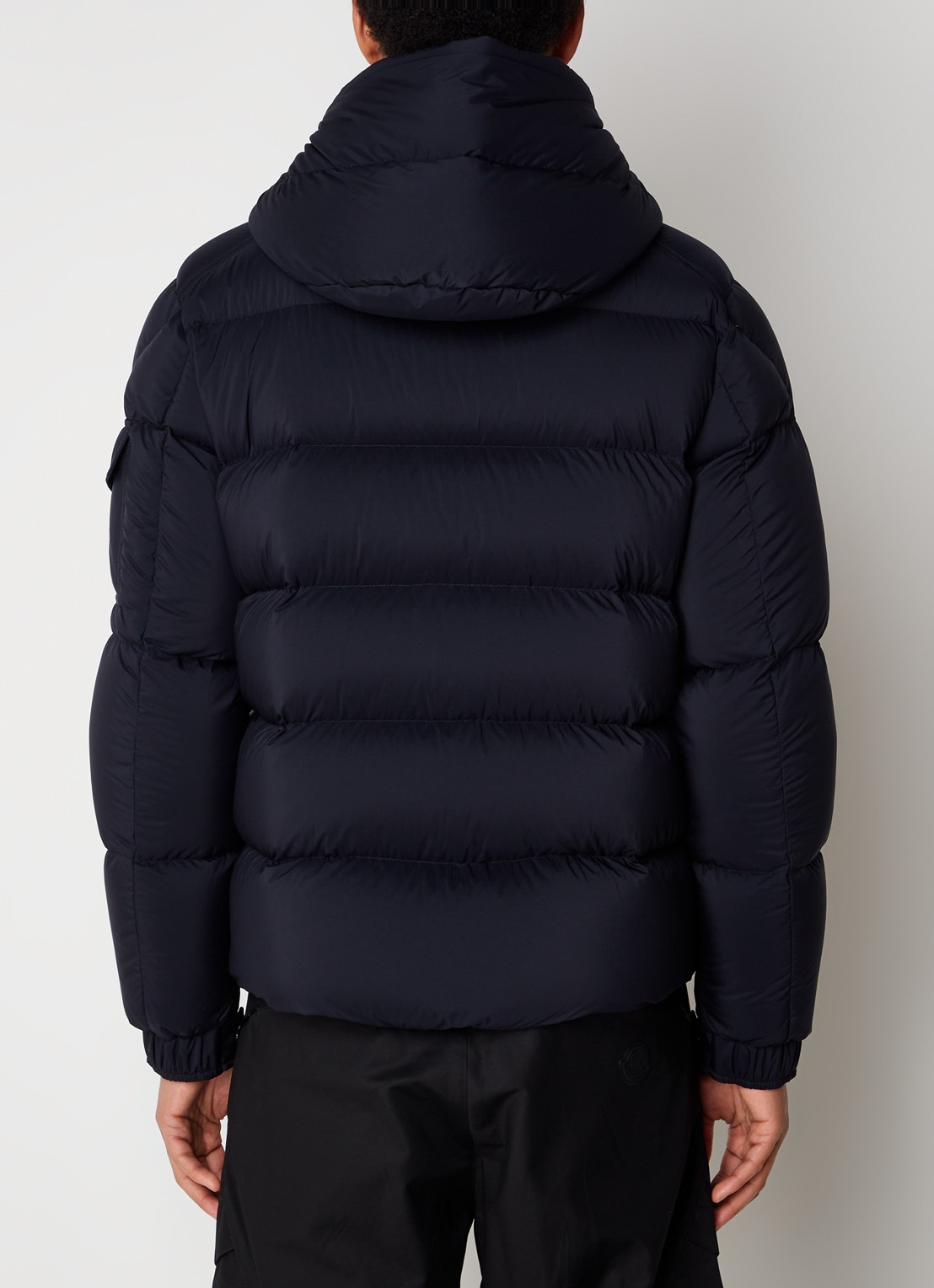Moncler Vezere puffer jack met donsvulling en afneembare capuchon - achterkant 3 donkerblauw