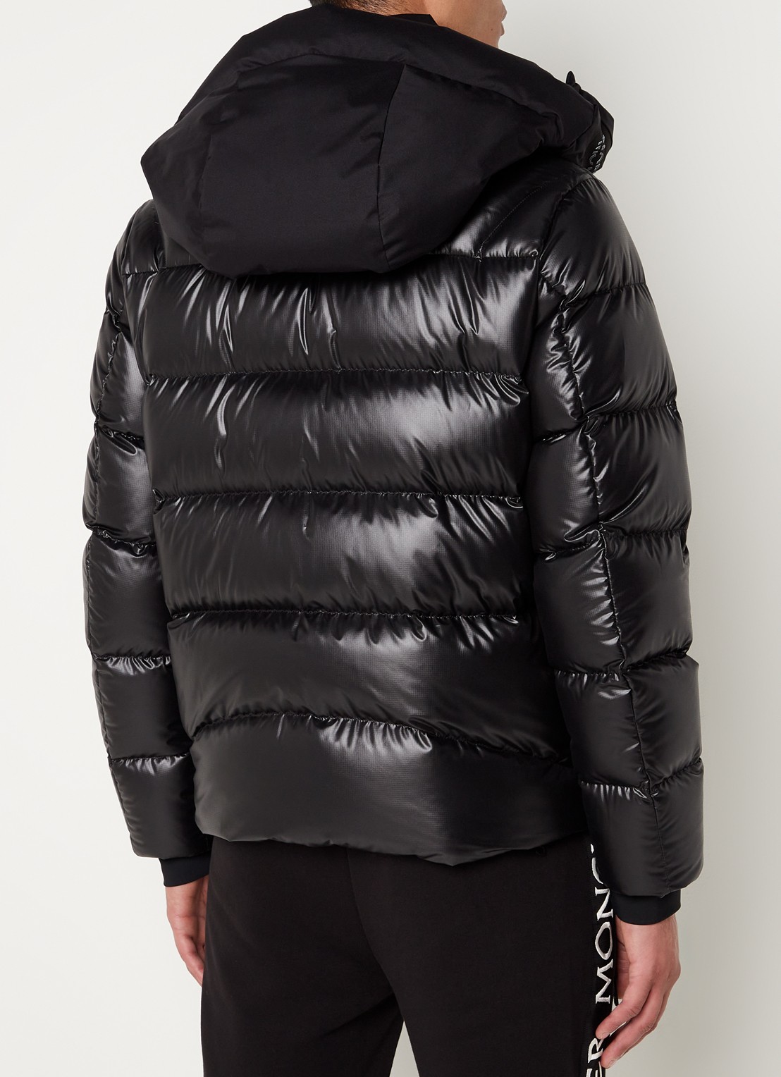 Moncler Zubair puffer jack met donsvulling en afneembare capuchon - achterkant 6 zwart