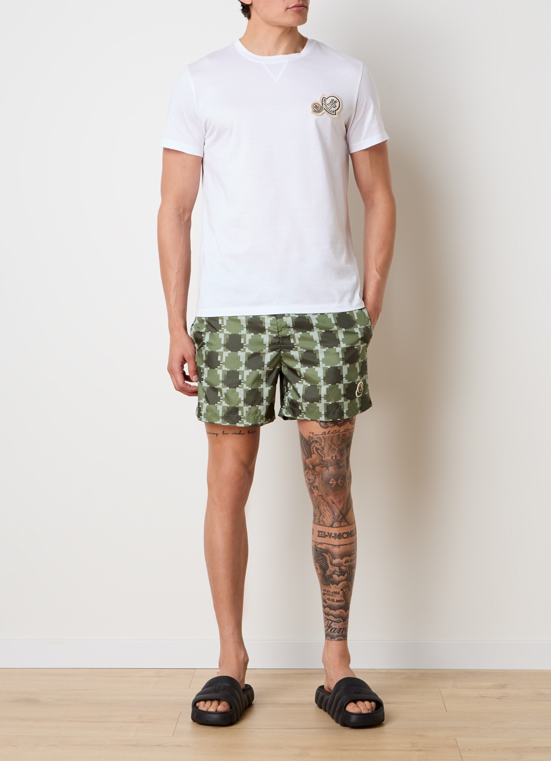 Moncler Zwemshorts met grafische print - voorkant 5 olijfgroen