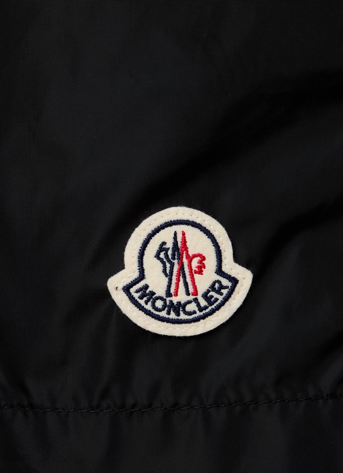 Moncler Zwemshorts met steekzakken en logo - detail 3 zwart