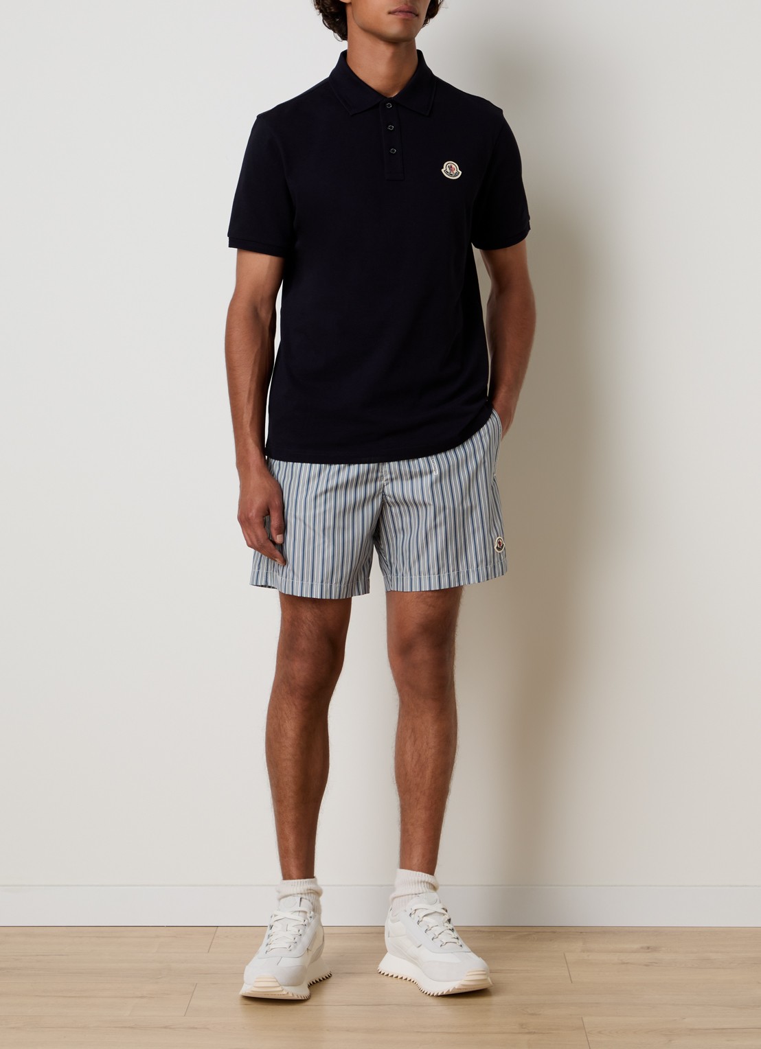 Moncler zwemshorts met streepprint en steekzakken - voorkant 4 staalblauw
