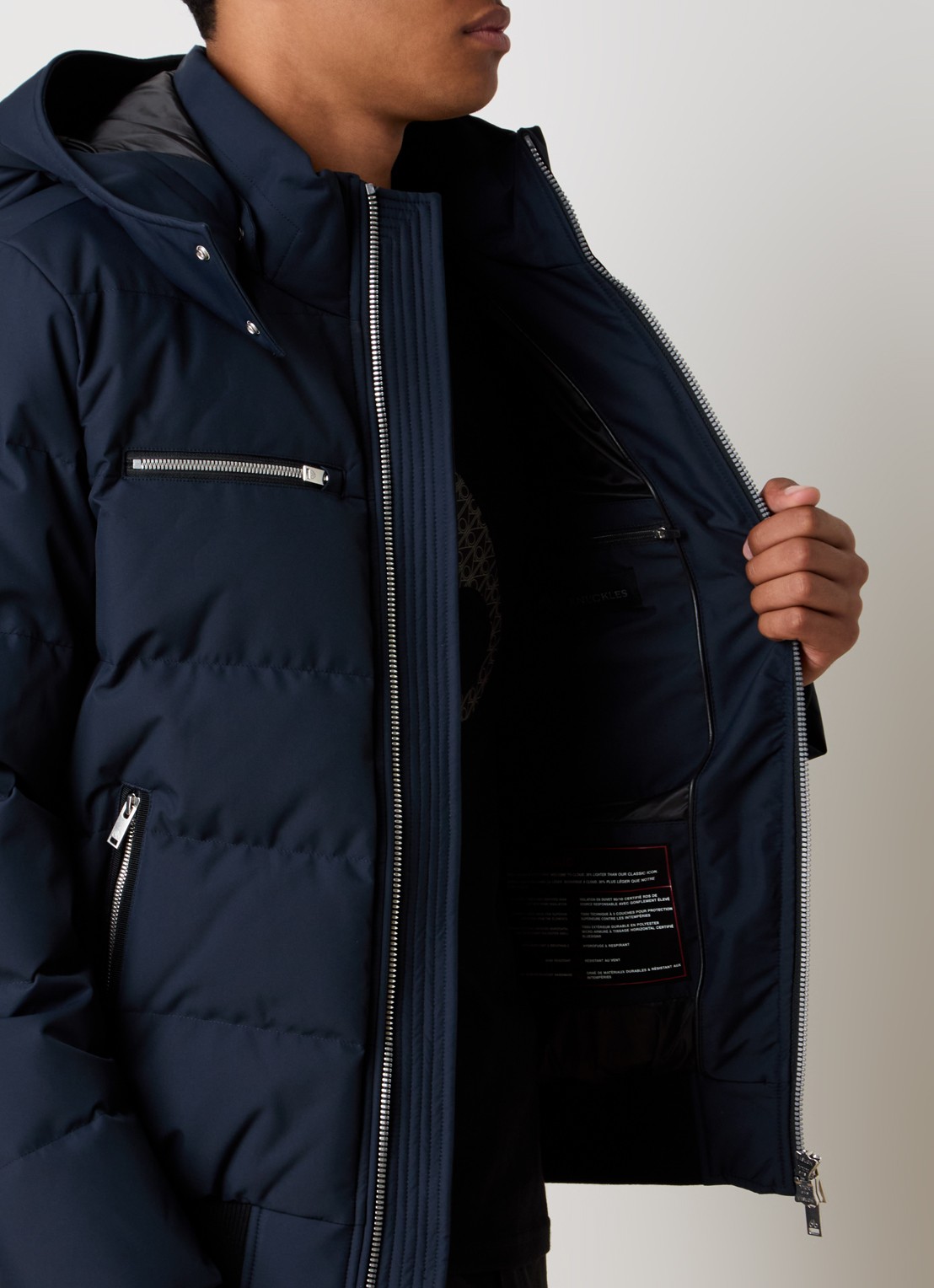 Moose Knuckles Puffer jas met donsvulling en ritszakken - detail 3 donkerblauw