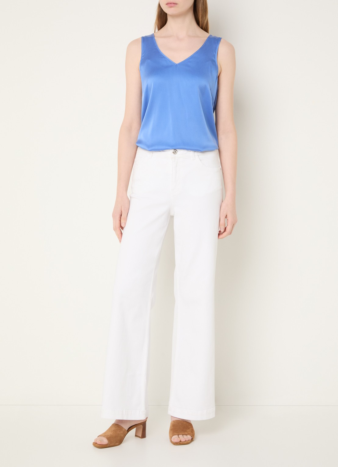 Mos Mosh MMAstrid mouwloze top van satijn - voorkant 3 blauw