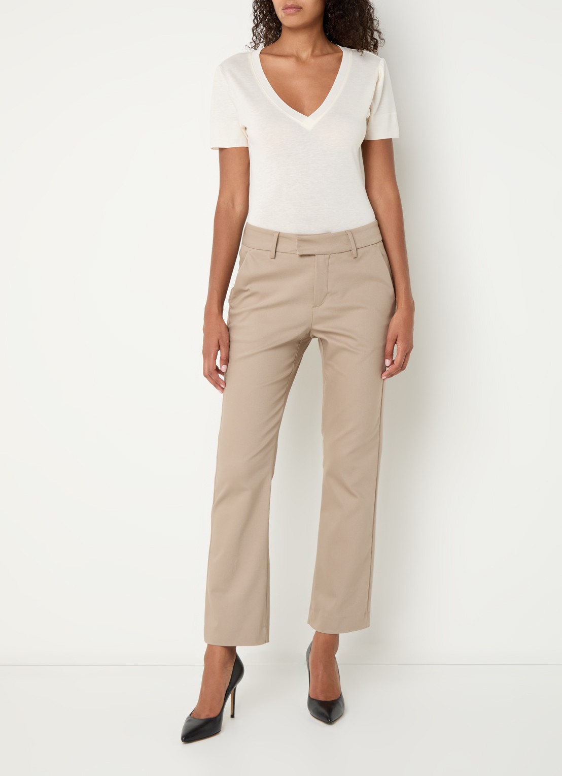 Mos Mosh MMEllen mid waist straight fit cropped chino met steekzakken - voorkant 3 lichtbruin