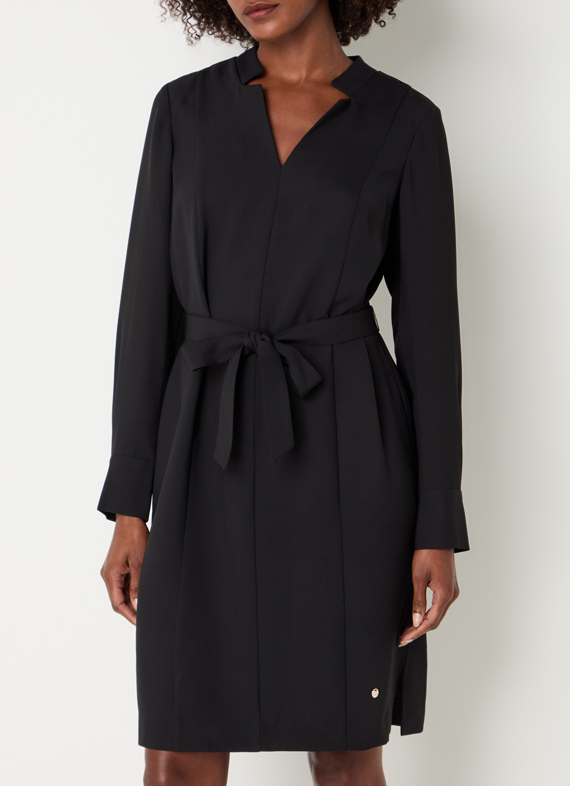 Mos Mosh MMLipi mini jurk met V-hals en strikceintuur - detail 2 zwart