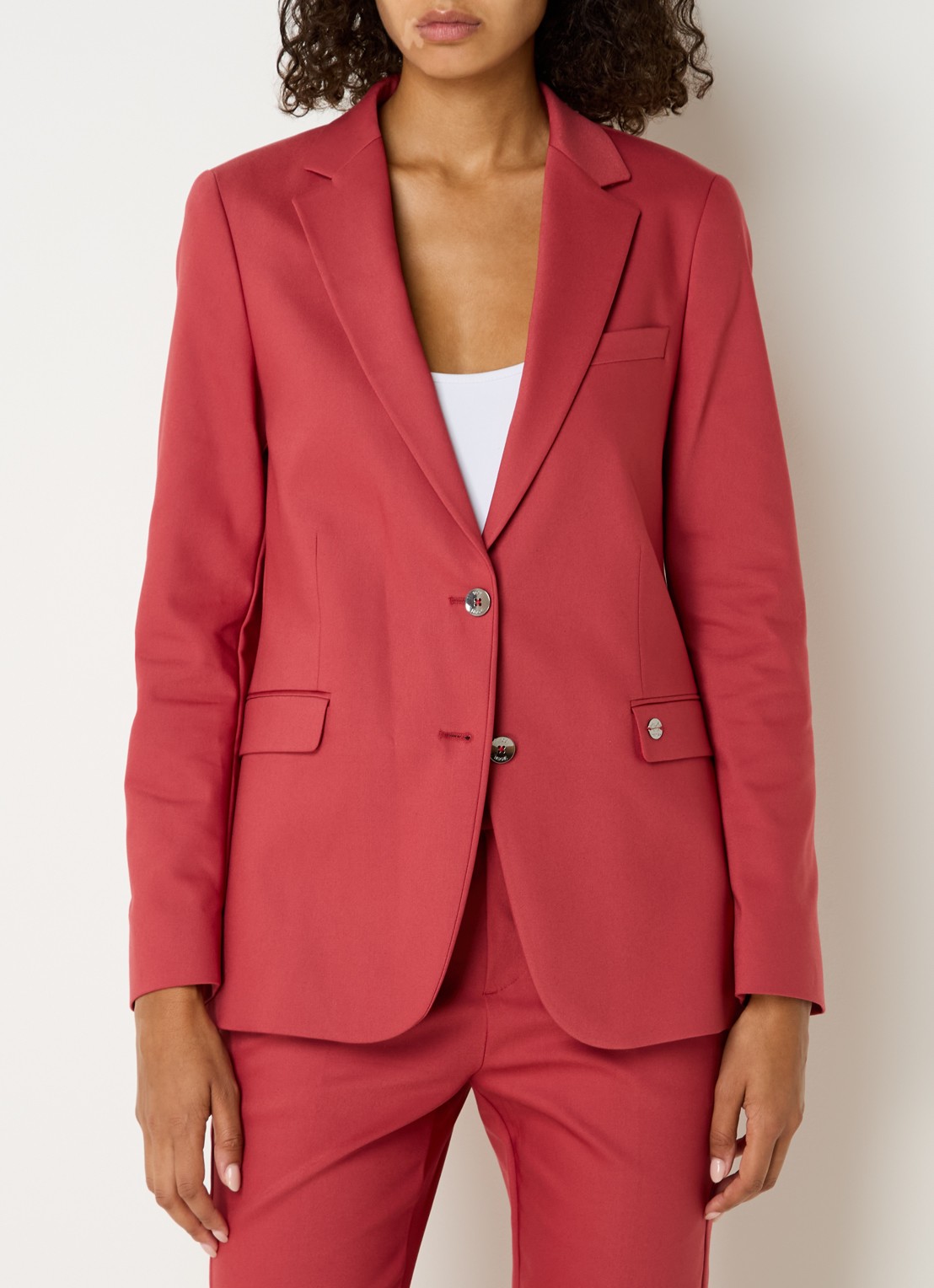 Mos Mosh MMMary Night blazer met klepzakken - detail 4 cranberryrood