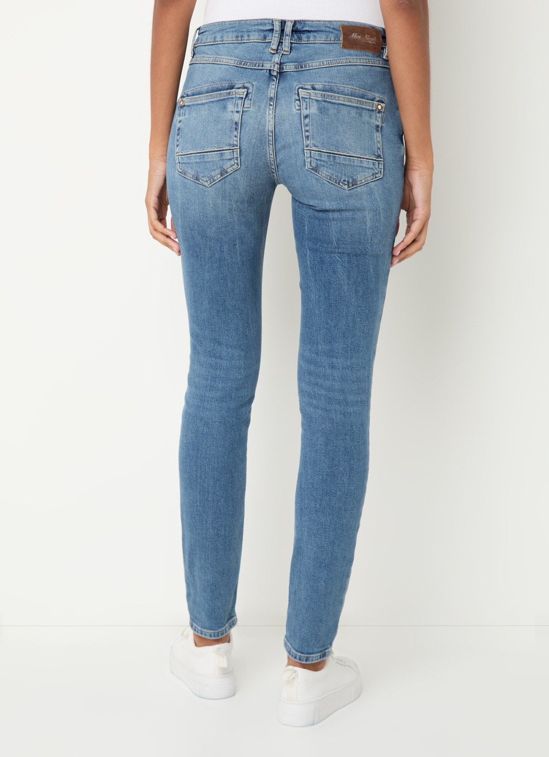 Mos Mosh MMNaomi Mateos mid waist skinny jeans met medium wassing - achterkant indigo