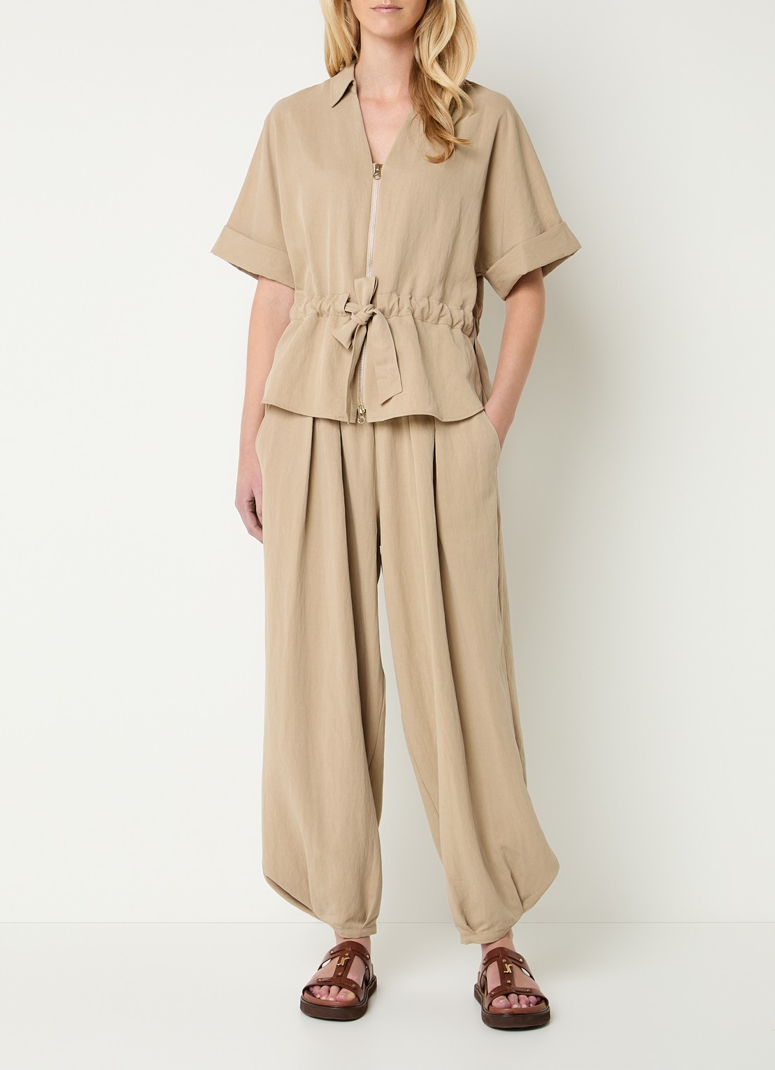 Mos Mosh MMNuello mid waist balloon fit broek met steekzakken - voorkant 3 zand