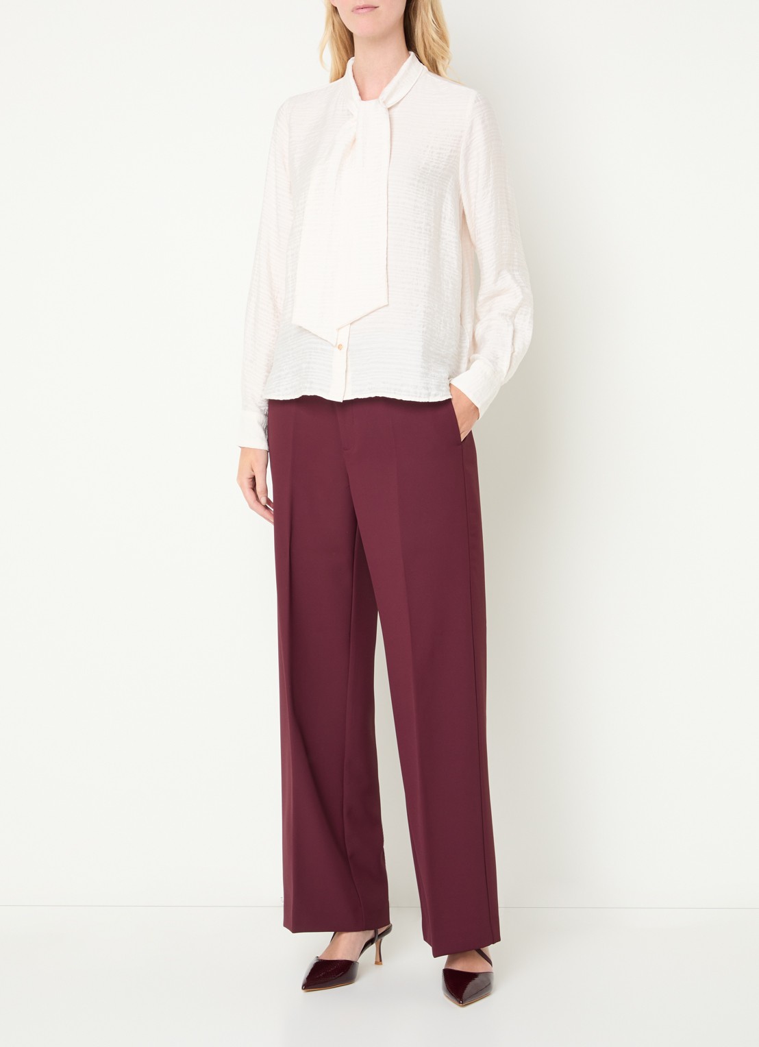 Mos Mosh MMSaba blouse met sjaalkraag - voorkant 4 gebroken wit