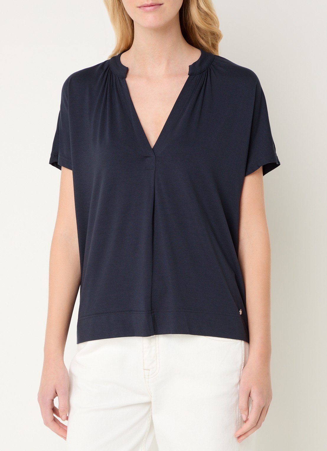 Mos Mosh MMShira T-shirt met V-hals - detail donkerblauw