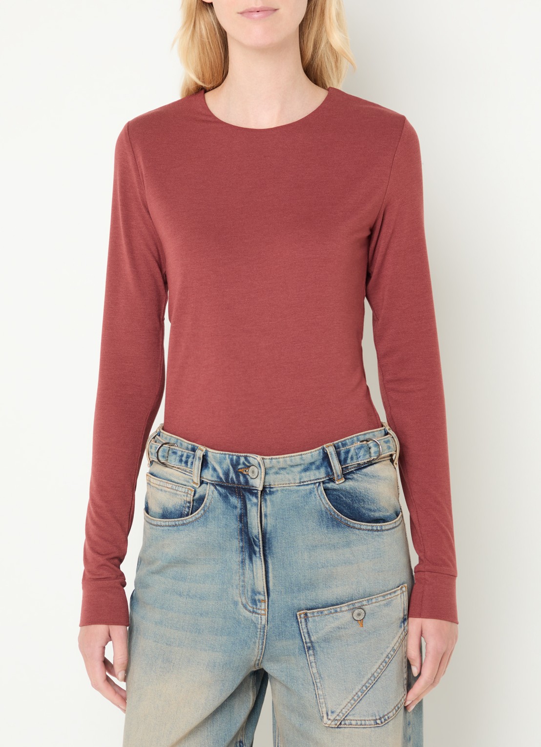 Moscow Lucia longsleeve met ronde hals - detail 4 steenrood