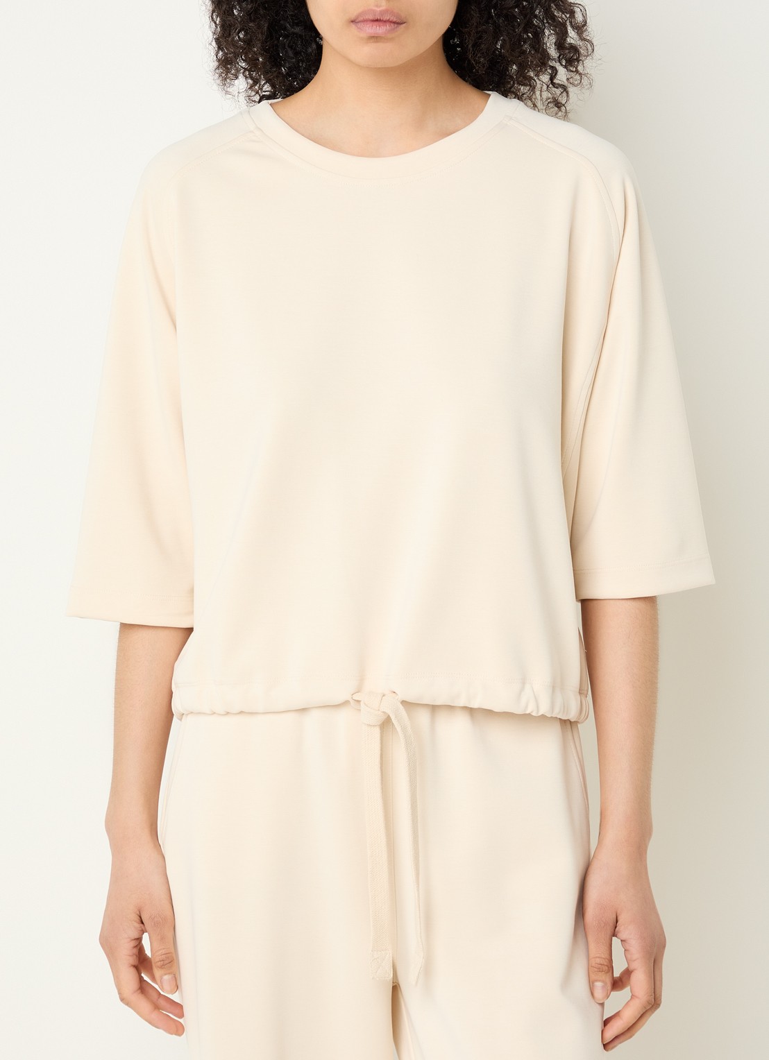 Moscow Tess top met ronde hals - detail 2 beige