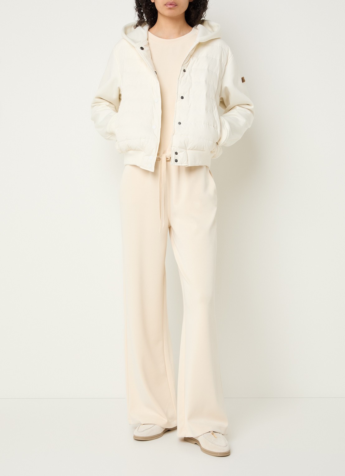 Moscow Yannieke jack met logo - voorkant 5 beige