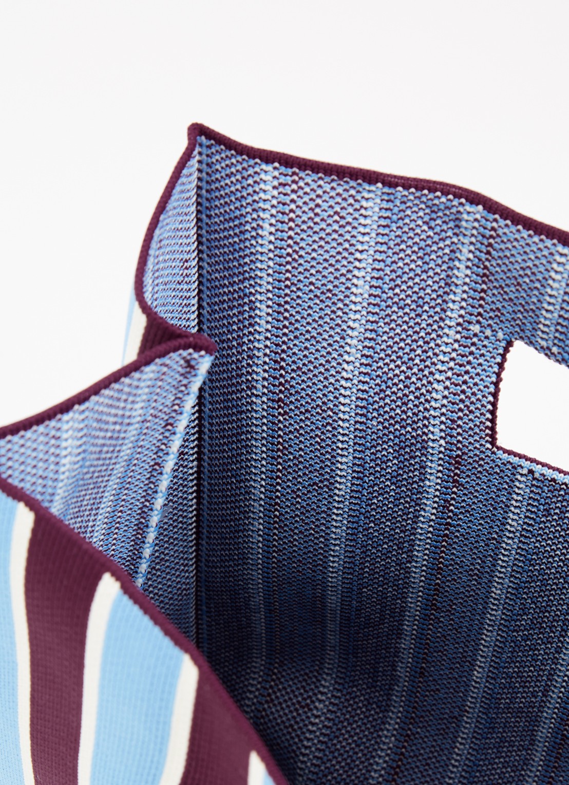 MOSJ Atelier Blueberry handtas met streepprint - detail 2 paars