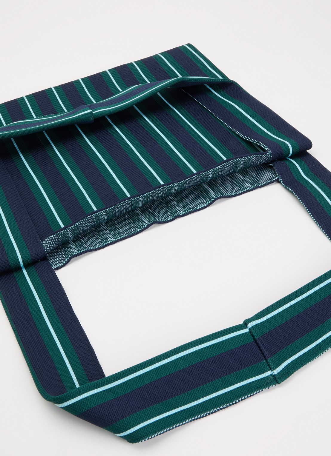 MOSJ Atelier Juno Boxer crossbodytas met streepprint en uitneembaar etui - detail groen
