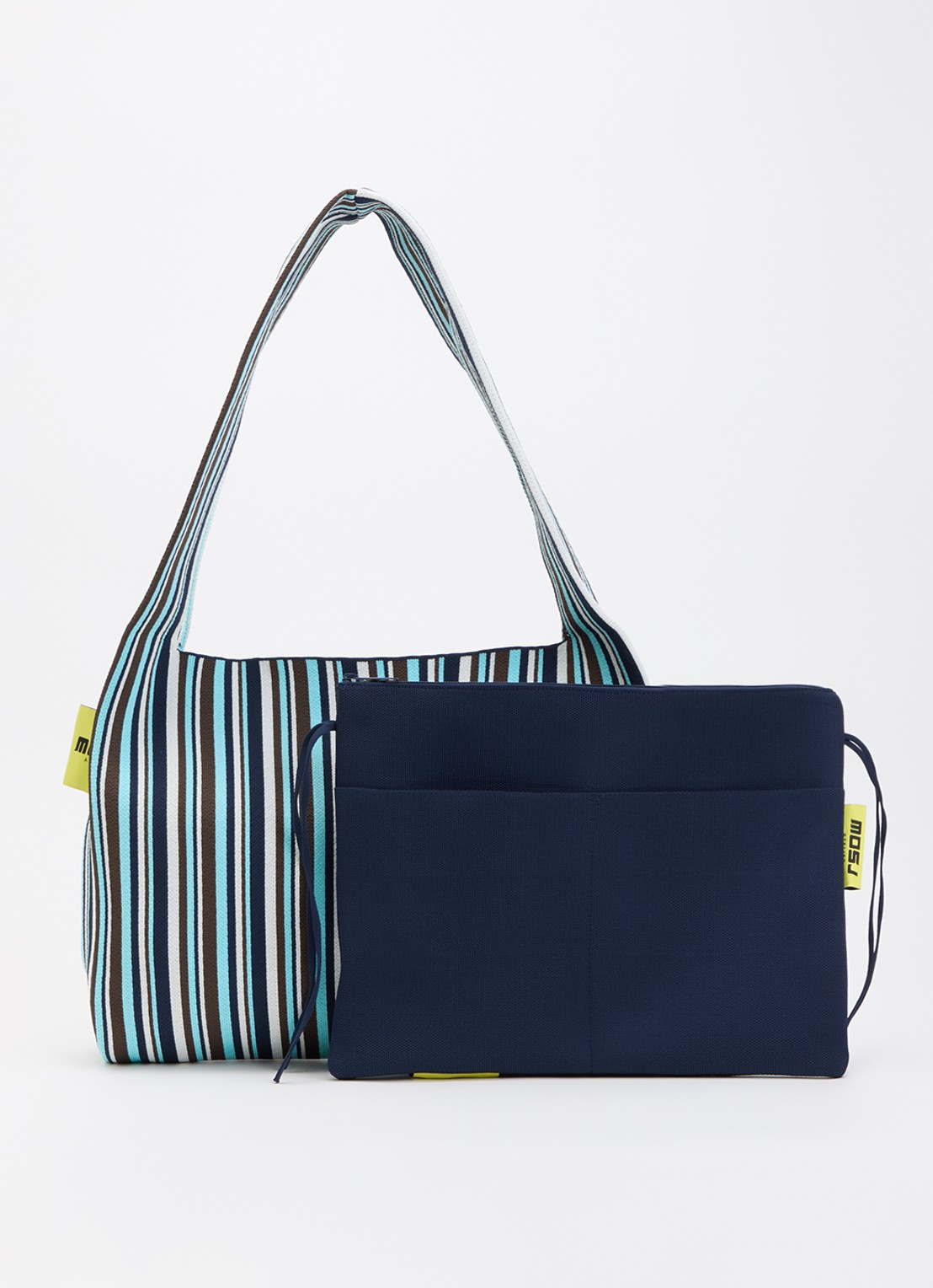 MOSJ Atelier The Bobby Boxer crossbodytas met streepprint en uitneembaar etui - voorkant 2 lichtblauw