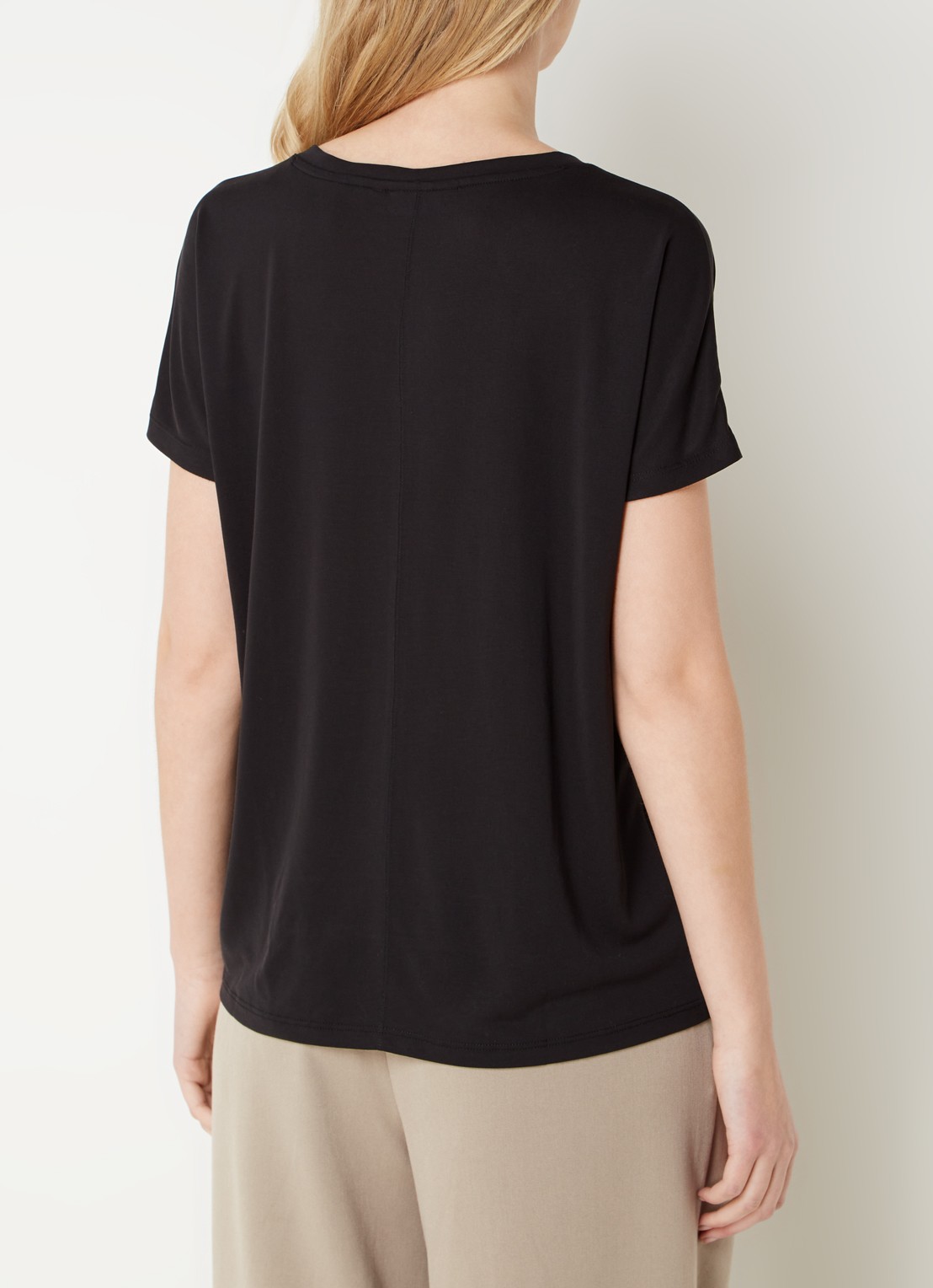 MSCH Copenhagen Fenya T-shirt met V-hals en stretch - achterkant zwart