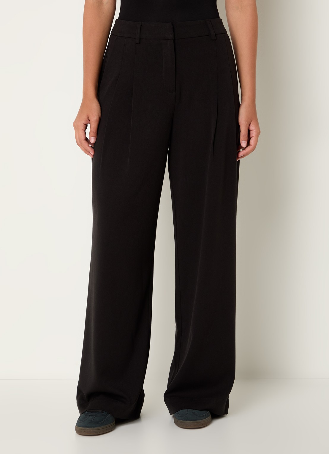 MSCH Copenhagen Henrika high waist wide fit pantalon met plooidetail - detail zwart