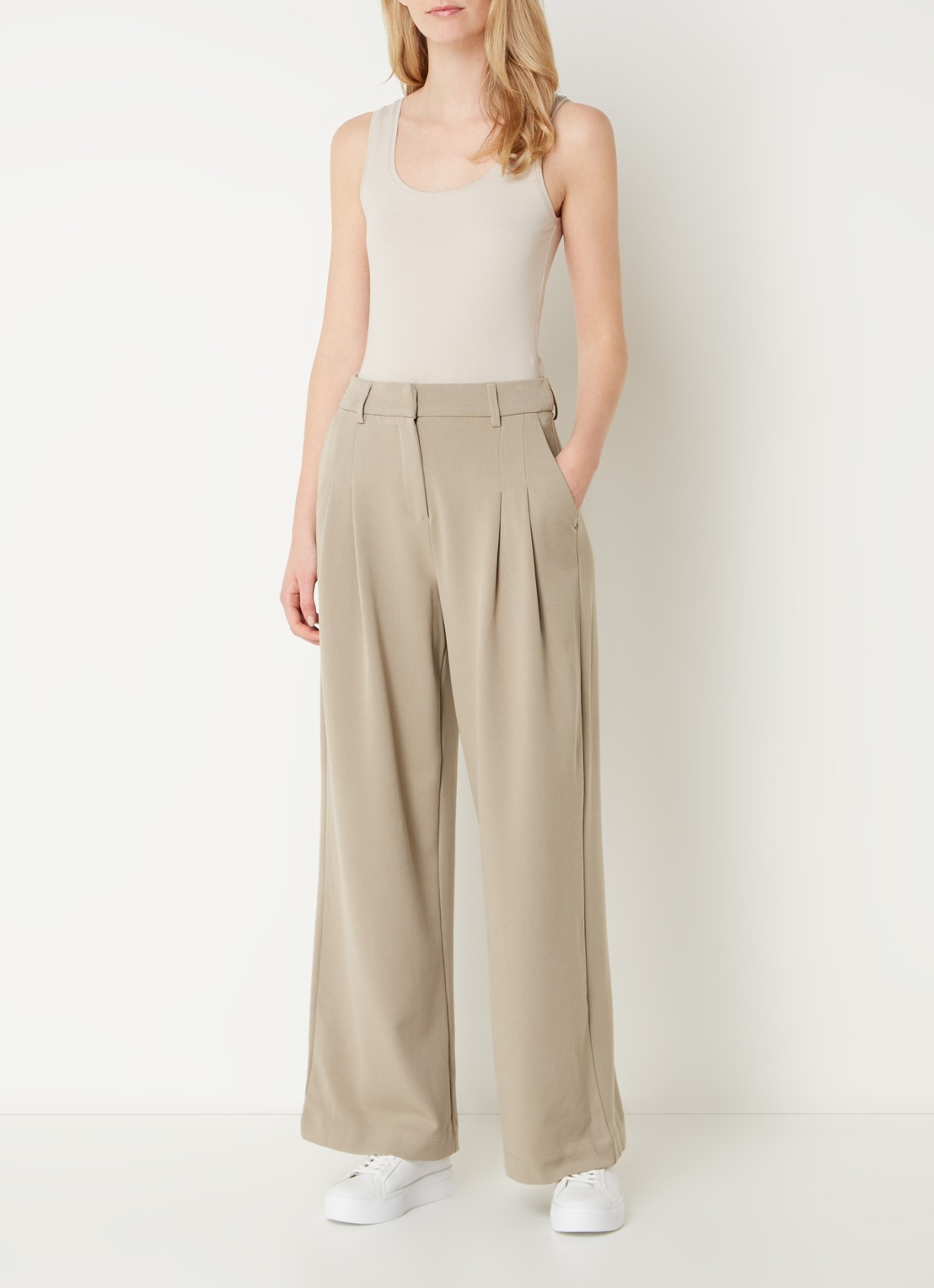 MSCH Copenhagen Henrika high waist wide fit pantalon met plooidetail - voorkant 2 bruin