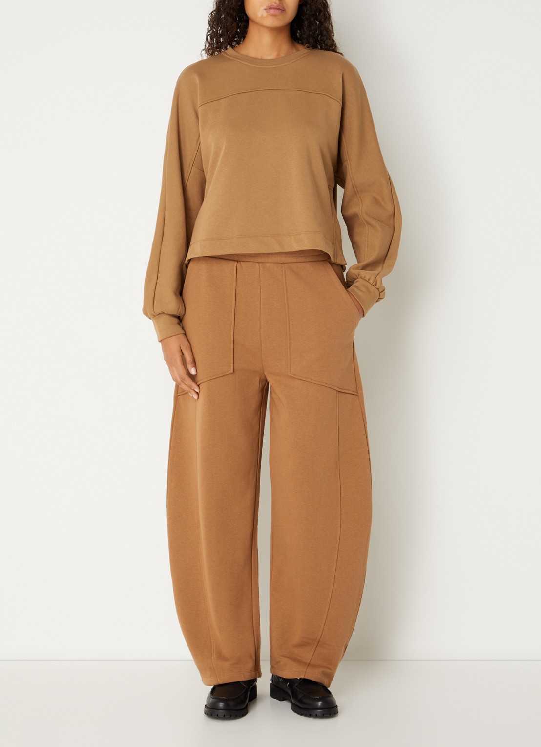 MSCH Copenhagen Mschbriena sweater met siernaad - voorkant 2 cognac