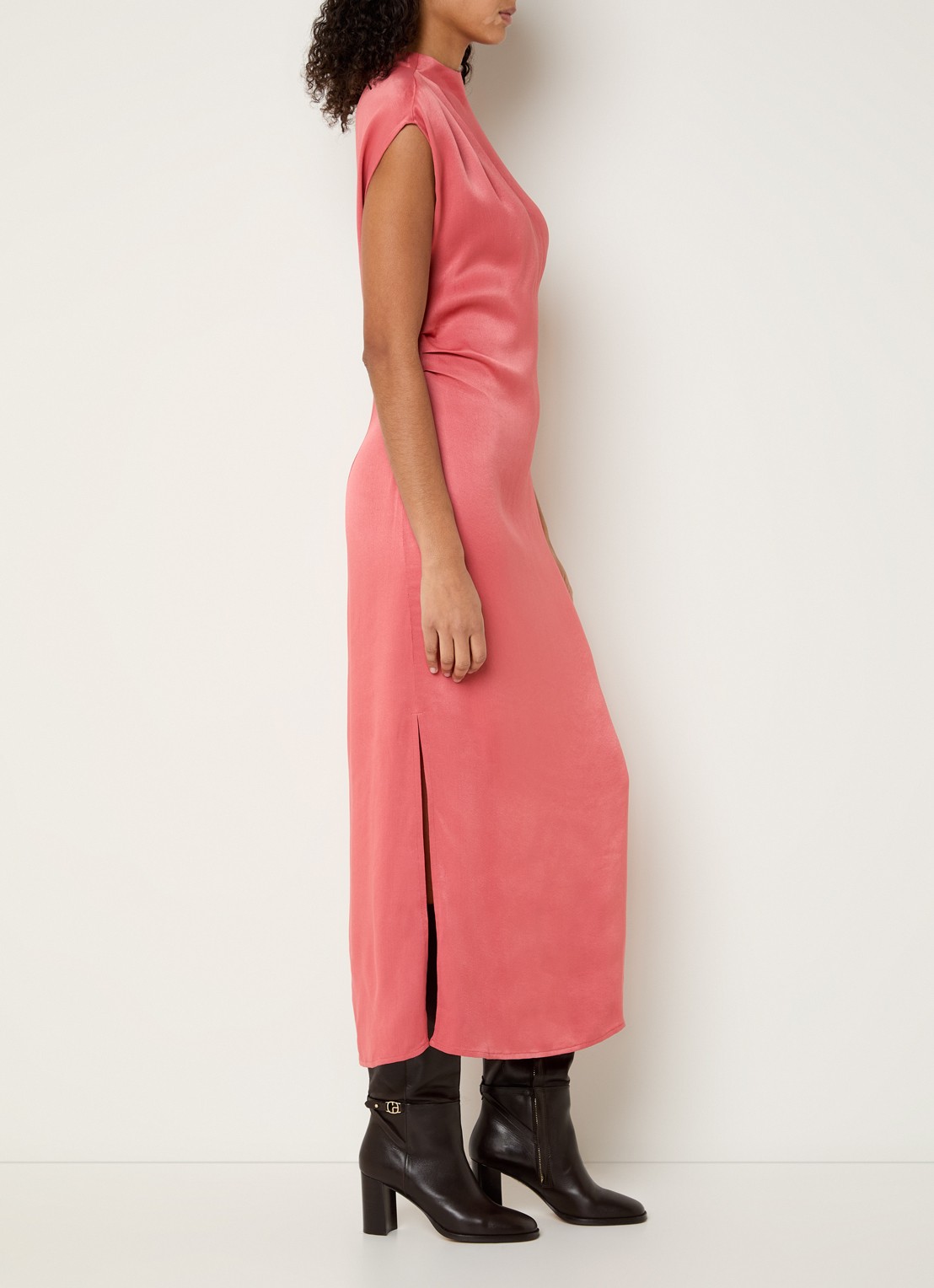 MSCH Copenhagen MSCHClark midi jurk met split - voorkant 2 abrikoos