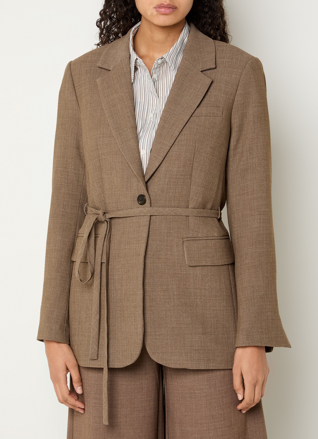 MSCH Copenhagen MSCHDarina blazer met strikceintuur en klepzakken - detail 4 bruin