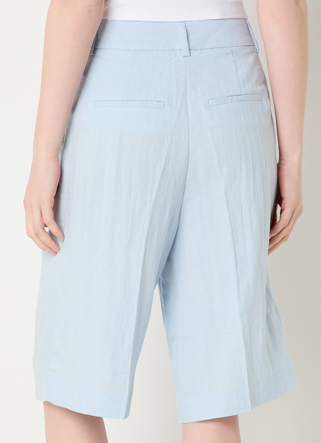 MSCH Copenhagen MSCHGraciela high waist wide fit korte broek in linnenblend - achterkant 2 lichtblauw