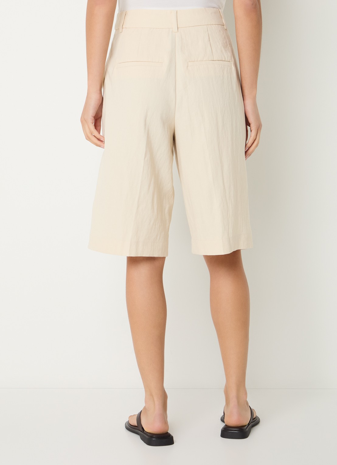 MSCH Copenhagen MSCHKeeley high waist wide fit korte broek met steekzakken - achterkant beige