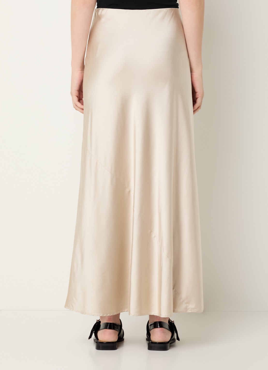 MUNTHE Bardot maxi rok van satijn - achterkant 4 creme