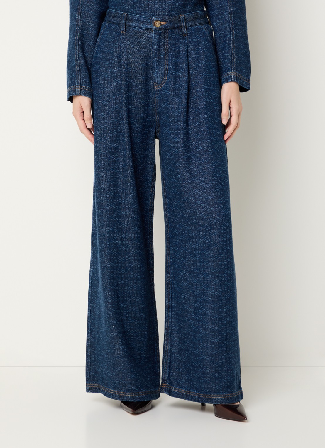 MUNTHE Ronan high waist wide leg jeans met logoprint en donkere wassing - detail 2 indigo