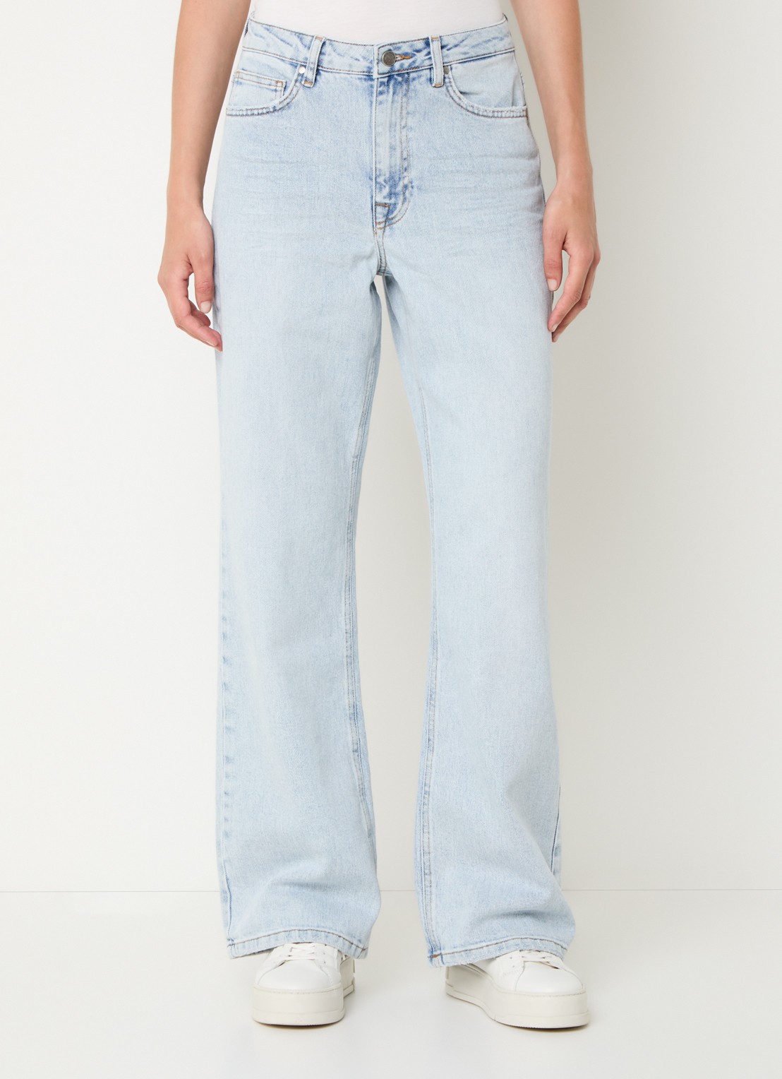 My Essential Wardrobe 35 The Louis high waist wide leg jeans met steekzakken - detail 4 lichtblauw