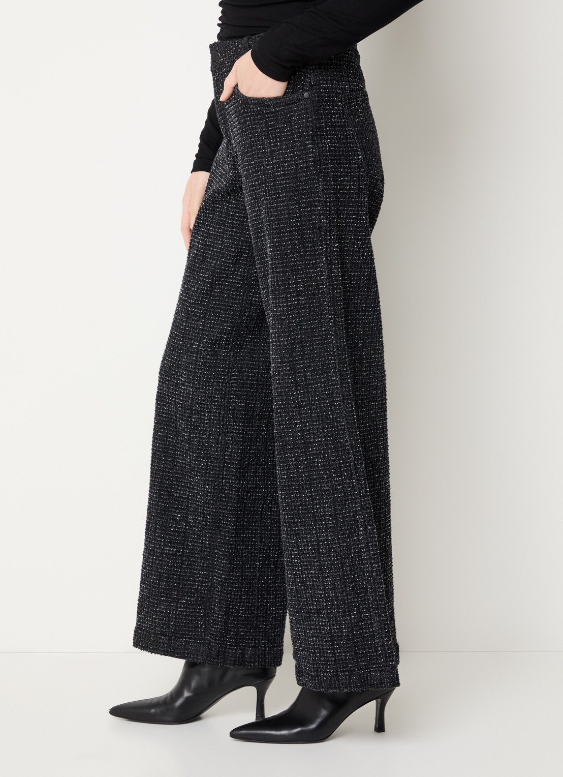 My Essential Wardrobe Amber high waist flared fit broek met structuur - detail 5 zwart
